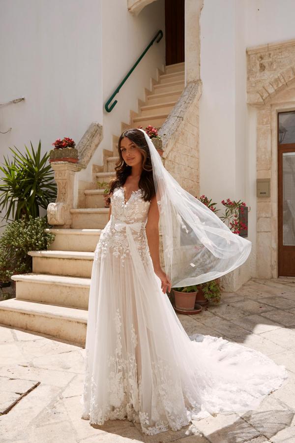 MARIBEL-VEIWL-V503-PAIRED-WITH-MARIBEL-ML10503-WEDDING-DRESS-MADI-LANE-BRIDAL2