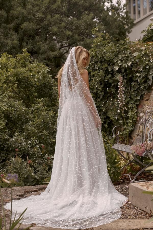 CATE-ML20033-FULL-LENGTH-A-LINE-FLORAL-LACE-AND-SPOTTED-TULLE-THIN-STRAPS-V-ILLUSION-BACK-ZIPPER-MATCHING-VEIL-WEDDING-DRESS-MADI-LANE-BRIDAL-10